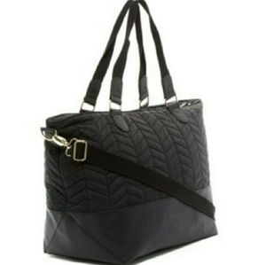 Madden girl weekender bag